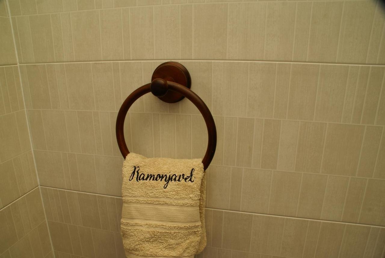 Domaine Ramonjavel, Glamping & Alpaca'S Bed and Breakfast Fongrave Εξωτερικό φωτογραφία